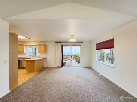 101 Emerald Highlands Way, Sequim, WA 98382 photo 4