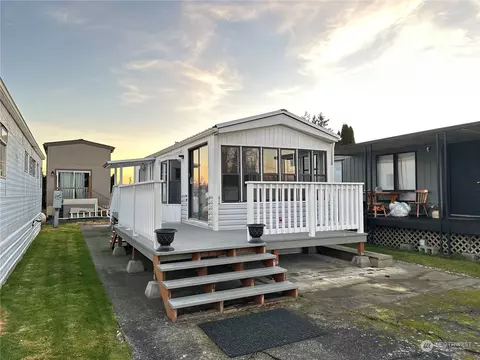 8080 Harborview Rd #F50, Blaine, WA 98230