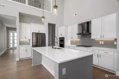 Kitchen - 3614 95th Ave E, Edgewood, WA 98371 photo 1 of 2