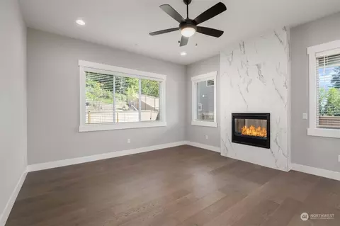 Living - 3614 95th Ave E, Edgewood, WA 98371 photo 1 of 2
