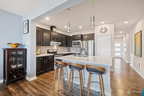 Kitchen - 7919 20th Ave SE, Everett, WA 98203 photo 1 of 4