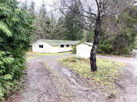 11301 Miller Rd NE, Bainbridge Island, WA 98110