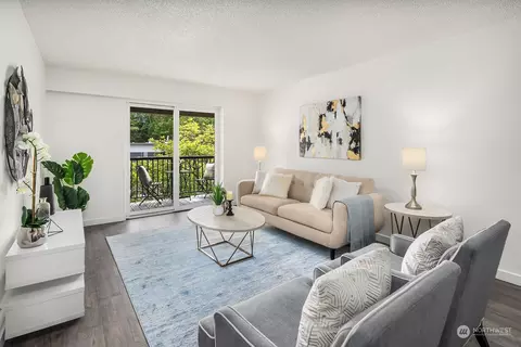14630 NE 32nd St #E18, Bellevue, WA 98007