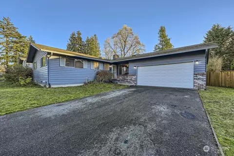 4830 181st Pl SW, Lynnwood, WA 98037