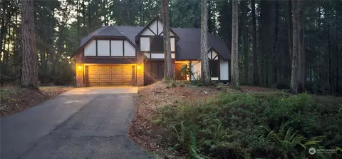 5433 Saint Charles Loop NE, Olympia, WA 98516
