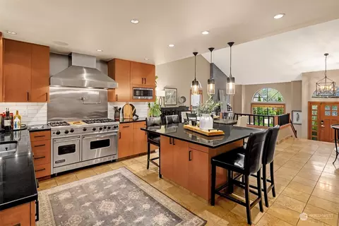 Kitchen - 15007 92nd Pl NE, Bothell, WA 98011 photo 1 of 5