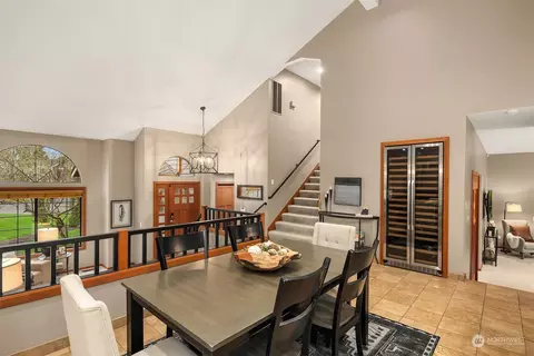 Dining - 15007 92nd Pl NE, Bothell, WA 98011 photo 2 of 2