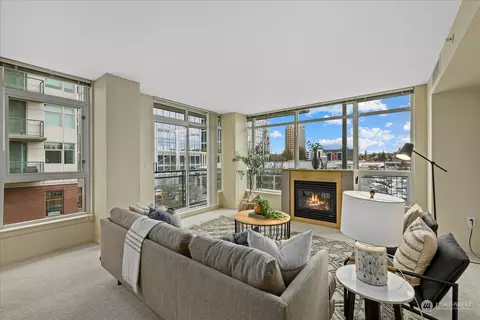 1188 106th Ave NE #223, Bellevue, WA 98004