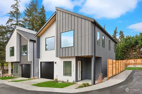 12710 82nd Ave NE #2, Kirkland, WA 98034