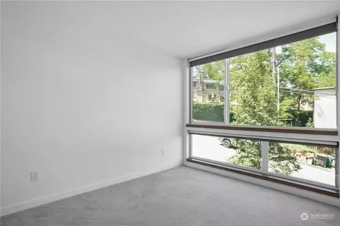 2607 E Thomas St, Seattle, WA 98112 photo 17