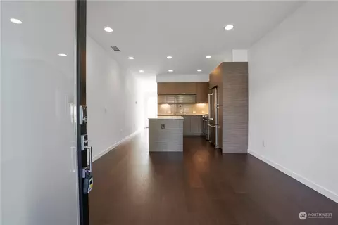 2607 E Thomas St, Seattle, WA 98112 photo 7