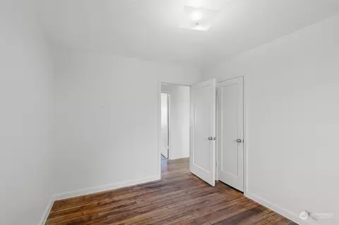 Bedroom - 2129 48th Ave, Longview, WA 98632 photo 5 of 6