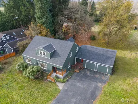 Exterior - 2129 48th Ave, Longview, WA 98632 photo 5 of 5
