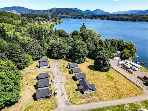 20 Smithville Rd, Beaver, WA 98305