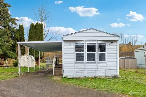 1450 Westside Hwy #32, Kelso, WA 98626