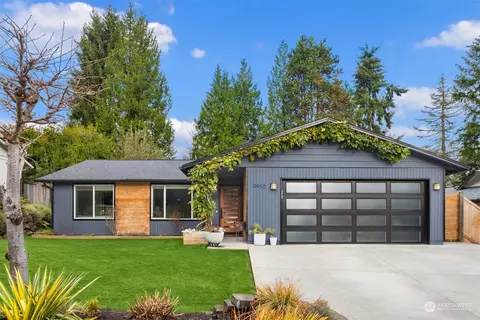 9910 NE 140th St, Kirkland, WA 98034