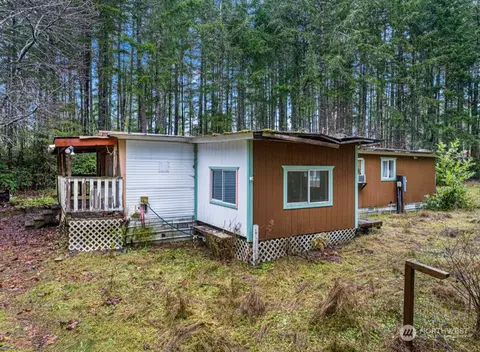 121 NE Pine Tree Pl, Tahuya, WA 98588