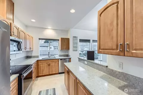 10025 9th Ave W #A201, Everett, WA 98204 photo 11