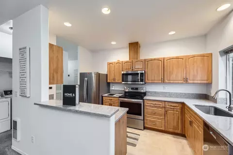 10025 9th Ave W #A201, Everett, WA 98204 photo 9