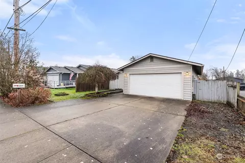 1355 SW William Ave, Chehalis, WA 98532