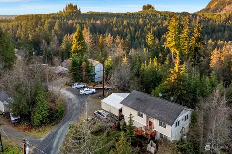 19811 Whitehorse Pl, Granite Falls, WA 98252
