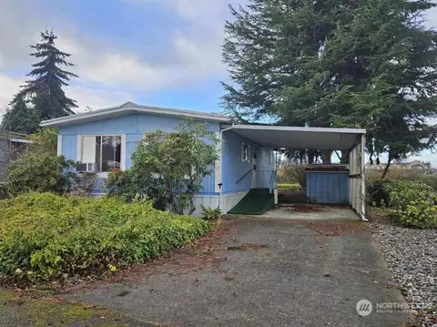921 S Third Ave #31, Sequim, WA 98382