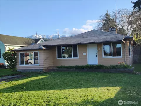 506 E 11th St, Port Angeles, WA 98362