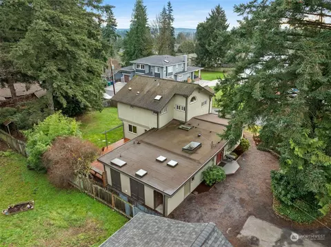 View/Area - 16007 Cascadian Way, Bothell, WA 98012 photo 3 of 3