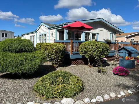 20724 10th Ave E #41, Spanaway, WA 98387