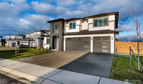 23119 62nd St E, Buckley, WA 98321