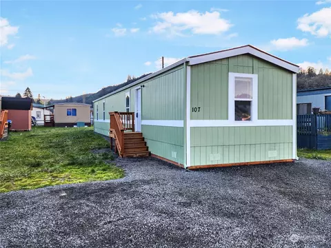 107 Mills Ln, Centralia, WA 98531