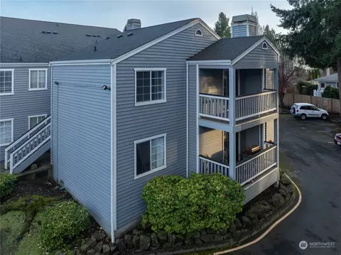 17122 44th Ave W #D205, Lynnwood, WA 98037