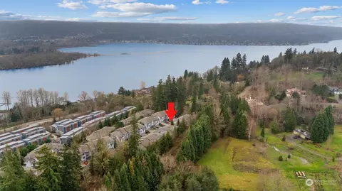 21234 SE 42nd Pl, Issaquah, WA 98029