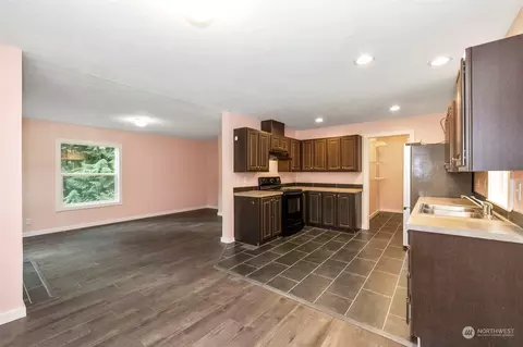 201 E Leisure Ln, Grapeview, WA 98546 photo 5