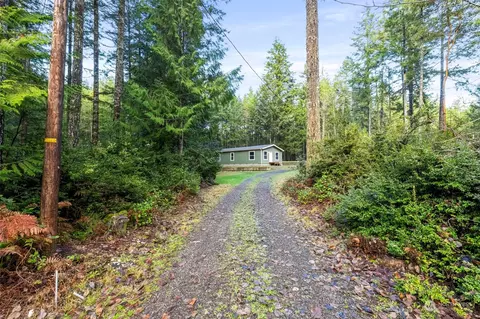 201 E Leisure Ln, Grapeview, WA 98546 photo 2