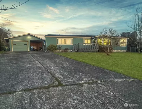 1800 N 32nd Pl, Mount Vernon, WA 98273