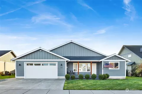 405 W View Pl, Nooksack, WA 98276