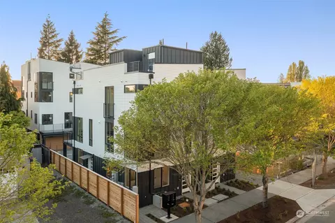 9015 D 13th Ave NW, Seattle, WA 98117