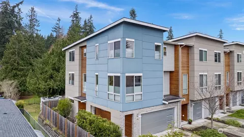 7628 222nd St SW #B1, Edmonds, WA 98026