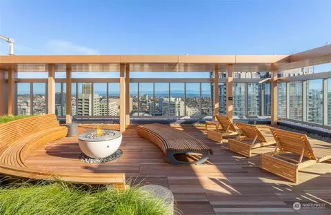800 Columbia St #1702, Seattle, WA 98104