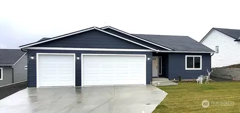 540 S Juli Ave, East Wenatchee, WA 98802