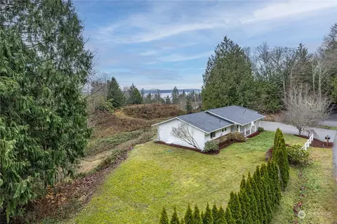 34685 Bridge View Dr NE, Kingston, WA 98346