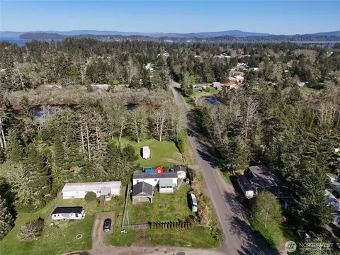 24502 V Ln, Ocean Park, WA 98640