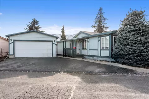 1611 S Methow St #21, Wenatchee, WA 98801