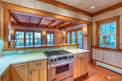 181 Silvermoon Ln, Eastsound, WA 98245 photo 25