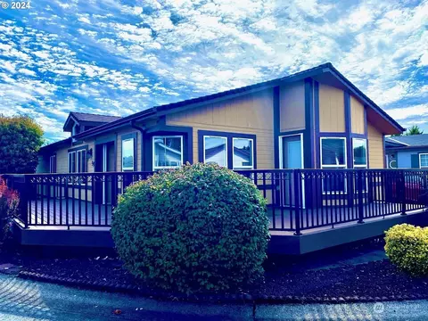 16500 SE 1 St #59, Vancouver, WA 98684