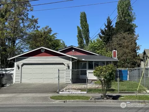 117 E 96th St, Tacoma, WA 98445