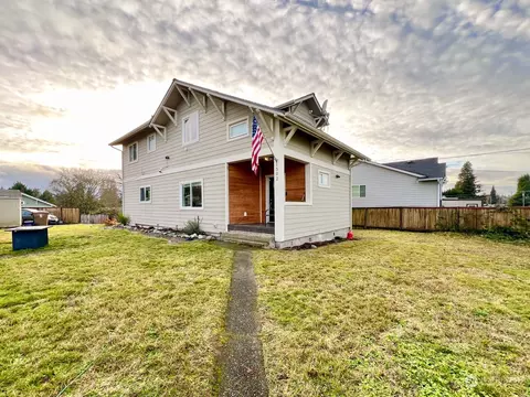 1502 S 42nd St, Tacoma, WA 98418