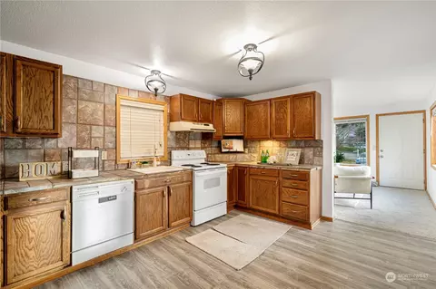 Kitchen - 9912 Holly Dr, Everett, WA 98204 photo 2 of 2