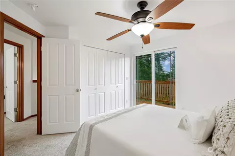 Bedroom - 9912 Holly Dr, Everett, WA 98204 photo 5 of 5